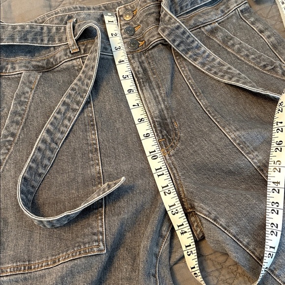 Veronica Beard Logan slim straight extra high rise jeans - Picture 7 of 8